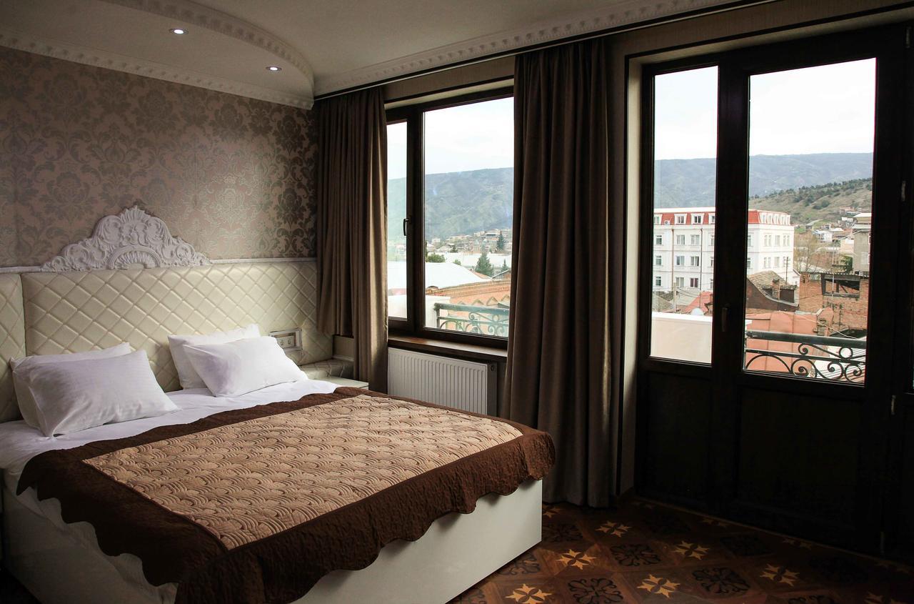 Green Hotel Tbiliszi Kültér fotó