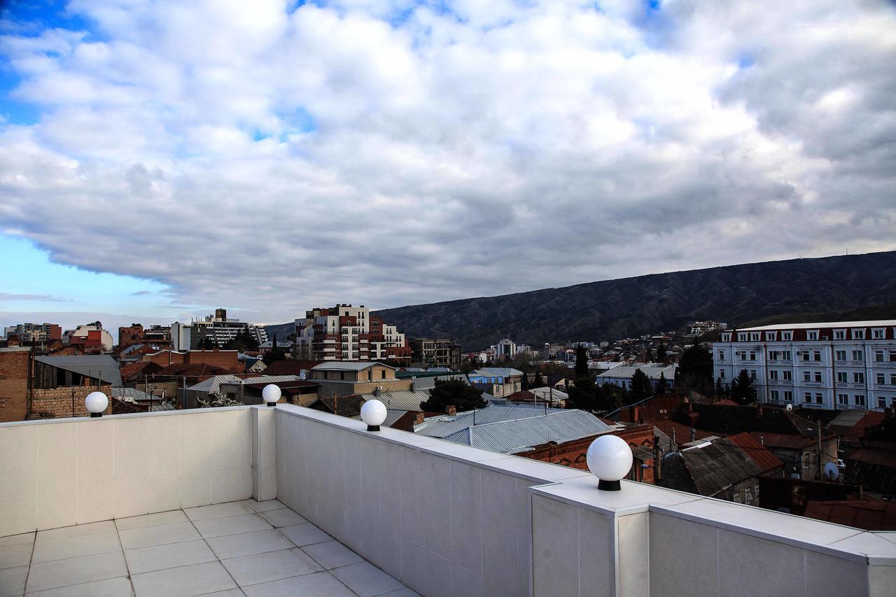 Green Hotel Tbiliszi Kültér fotó